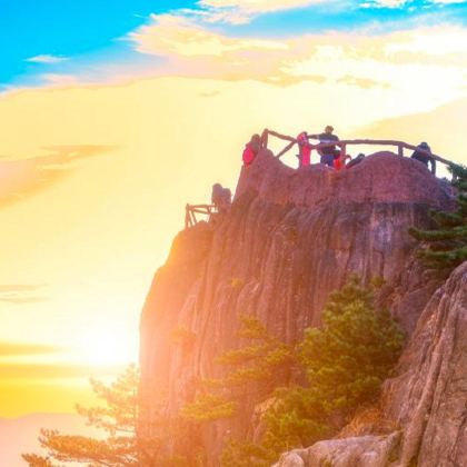 黄山风景区+呈坎+塔川+宏村+西递+屯溪老街5日4晚私家团 黄山风景区+呈坎+塔川+宏村+西递+屯溪老街5日4晚私家团