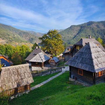 塞尔维亚+波黑9日8晚私家团 塞尔维亚+波黑9日8晚私家团