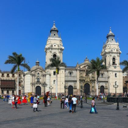 秘鲁马丘比丘+哥伦比亚波哥大+厄瓜多尔基多18日17晚私家团 秘鲁马丘比丘+哥伦比亚波哥大+厄瓜多尔基多18日17晚私家团