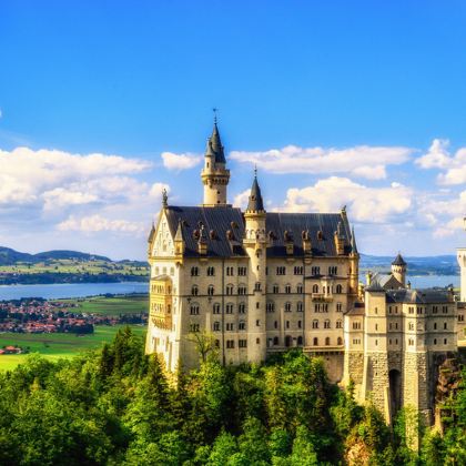 意大利14日11晚私家团 意大利14日11晚私家团