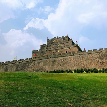 榆林镇北台长城景区+石峁遗址4日3晚私家团 榆林镇北台长城景区+石峁遗址4日3晚私家团