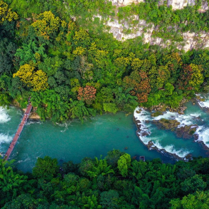 黄果树景区+荔波小七孔景区+西江千户苗寨5日4晚拼小团 黄果树景区+荔波小七孔景区+西江千户苗寨5日4晚拼小团