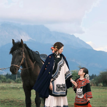 昆明+大理市+丽江+香格里拉+玉龙雪山8日7晚私家团 昆明+大理市+丽江+香格里拉+玉龙雪山8日7晚私家团