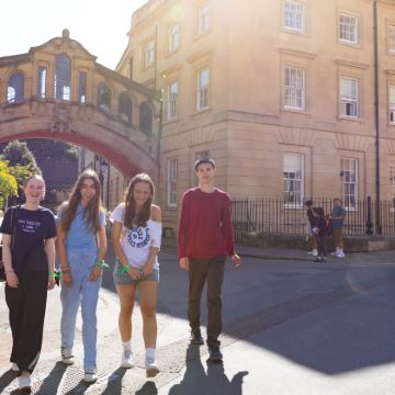 优选夏校·牛津布鲁克斯大学国际夏令营21天 | 三周住校 | 在牛津布鲁克斯大学教室里学地道的英式课程 | 入住牛津布鲁克斯大学学生宿舍和世界各国青少年一起分班修炼,体验原汁原味的英式教育 | 大英博物馆自然博物馆 优选夏校·牛津布鲁克斯大学国际夏令营21天 | 三周住校 | 在牛津布鲁克斯大学教室里学地道的英式课程 | 入住牛津布鲁克斯大学学生宿舍和世界各国青少年一起分班修炼,体验原汁原味的英式教育 | 大英博物馆自然博物馆