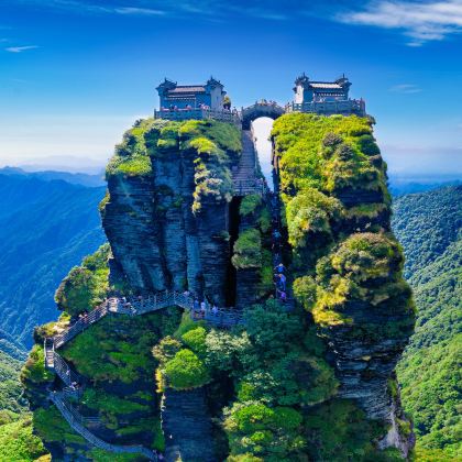 贵州贵阳+黄果树+梵净山+西江千户苗寨+荔波+镇远古城5日4晚私家团 贵州贵阳+黄果树+梵净山+西江千户苗寨+荔波+镇远古城5日4晚私家团