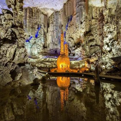 贵州黄果树+西江千户苗寨+荔波+织金洞5日4晚拼小团 贵州黄果树+西江千户苗寨+荔波+织金洞5日4晚拼小团