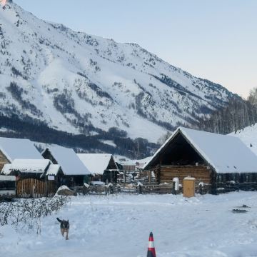 新疆伊犁+那拉提草原+火焰山景区+赛里木湖8日7晚私家团 新疆伊犁+那拉提草原+火焰山景区+赛里木湖8日7晚私家团