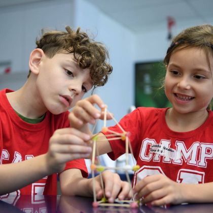 全真插班·新加坡国际学校7天6晚夏令营秋令营冬令营【璀璨A+线】|亲子游学+体验原汁原味新加坡优质IB课程+纯英环境,孩子参加学习家长半自由行的舒适行程+名校探访+环球影城+探索新加坡文化科技之旅|多所名校可选 全真插班·新加坡国际学校7天6晚夏令营秋令营冬令营【璀璨A+线】|亲子游学+体验原汁原味新加坡优质IB课程+纯英环境,孩子参加学习家长半自由行的舒适行程+名校探访+环球影城+探索新加坡文化科技之旅|多所名校可选