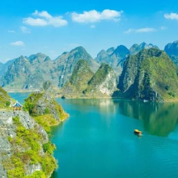 广西南宁+崇左+巴马+百色+百魔洞+百色起义纪念馆+浩坤湖+德天瀑布+明仕田园6日5晚私家团 广西南宁+崇左+巴马+百色+百魔洞+百色起义纪念馆+浩坤湖+德天瀑布+明仕田园6日5晚私家团