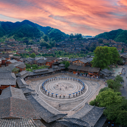 贵州贵阳+黄果树+荔波+西江千户苗寨5日4晚跟团游 贵州贵阳+黄果树+荔波+西江千户苗寨5日4晚跟团游