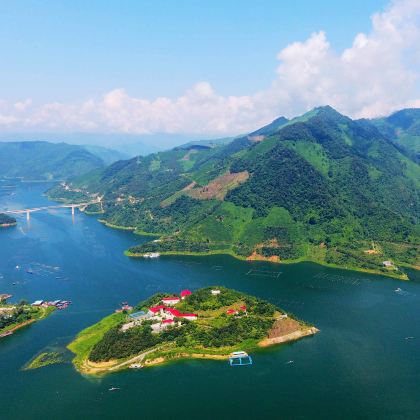 瑶望天下+巴马长寿岛+九顿天窗5日4晚私家团 瑶望天下+巴马长寿岛+九顿天窗5日4晚私家团