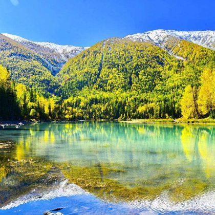 新疆乌鲁木齐+夏塔古道国家森林公园+琼库什台+喀拉峻景区+赛里木湖8日7晚跟团游
