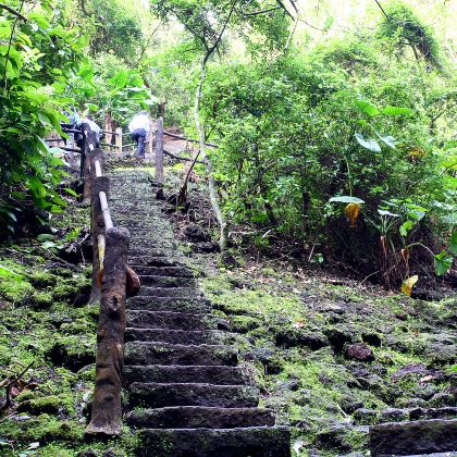 海口+文昌+万宁+三亚+儋州10日9晚拼小团 海口+文昌+万宁+三亚+儋州10日9晚拼小团