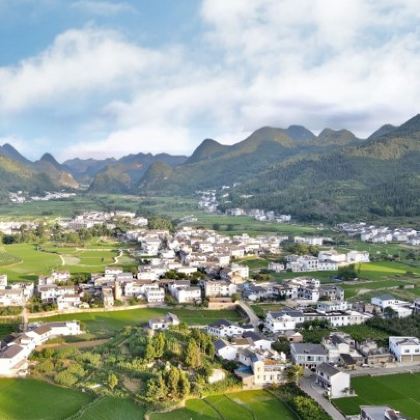 贵阳+黄果树+万峰林景区+马岭河峡谷+乌蒙大草原+西江千户苗寨+荔波8日自由行 贵阳+黄果树+万峰林景区+马岭河峡谷+乌蒙大草原+西江千户苗寨+荔波8日自由行