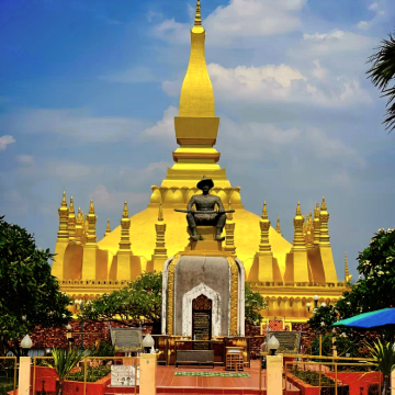 老挝琅勃拉邦+万荣+万象+关西瀑布+普西山+塔銮寺+香通寺8日7晚跟团游 老挝琅勃拉邦+万荣+万象+关西瀑布+普西山+塔銮寺+香通寺8日7晚跟团游