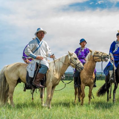 中国内蒙古锡林郭勒盟锡林郭勒盟草原+锡盟西乌旗乌兰五台景区+达达线+热阿线+游牧部落+阿斯哈图石林景区+元上都遗址5日4晚拼小团 中国内蒙古锡林郭勒盟锡林郭勒盟草原+锡盟西乌旗乌兰五台景区+达达线+热阿线+游牧部落+阿斯哈图石林景区+元上都遗址5日4晚拼小团