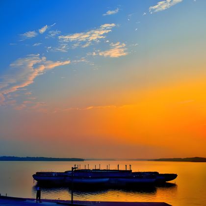 池州+九华山+齐山平天湖景区+杏花村风景区+秋浦河+蓬莱仙洞5日4晚私家团 池州+九华山+齐山平天湖景区+杏花村风景区+秋浦河+蓬莱仙洞5日4晚私家团