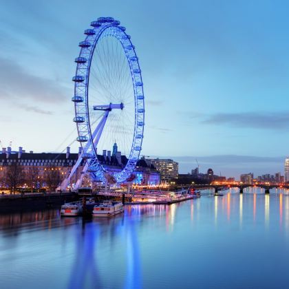 英国10日9晚私家团 英国10日9晚私家团