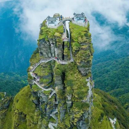 贵州贵阳+黄果树景区+荔波小七孔景区+西江千户苗寨+中国天眼景区+梵净山7日6晚私家团 贵州贵阳+黄果树景区+荔波小七孔景区+西江千户苗寨+中国天眼景区+梵净山7日6晚私家团