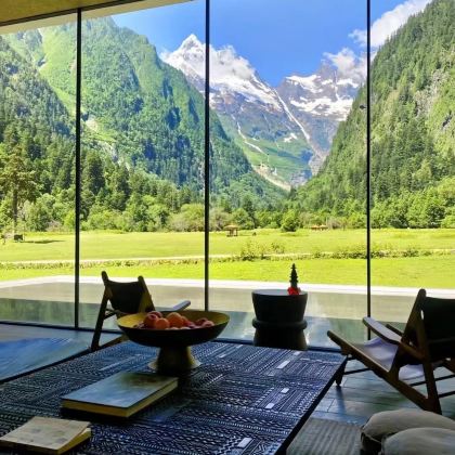 香格里拉+香格里拉巴拉格宗风景名胜区+梅里雪山国家公园+雨崩村7日6晚拼小团 香格里拉+香格里拉巴拉格宗风景名胜区+梅里雪山国家公园+雨崩村7日6晚拼小团