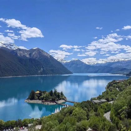 川藏公路+稻城亚丁+林芝+拉萨10日10晚跟团游 川藏公路+稻城亚丁+林芝+拉萨10日10晚跟团游