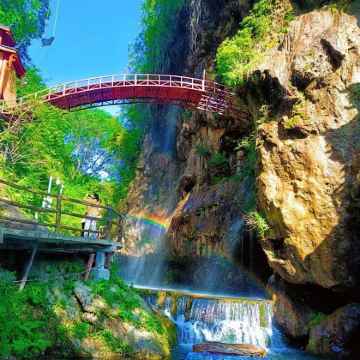 中国河南双龙湾景区+洛河2日1晚跟团游 中国河南双龙湾景区+洛河2日1晚跟团游