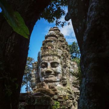 老挝万象+万荣+琅勃拉邦+柬埔寨暹粒11日10晚私家团 老挝万象+万荣+琅勃拉邦+柬埔寨暹粒11日10晚私家团