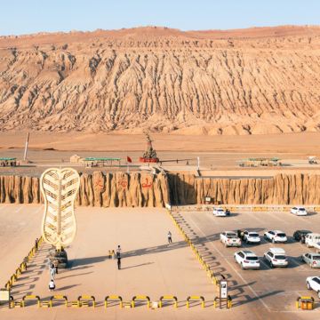 新疆北疆+乌鲁木齐+天山天池+火焰山景区4日3晚私家团 新疆北疆+乌鲁木齐+天山天池+火焰山景区4日3晚私家团