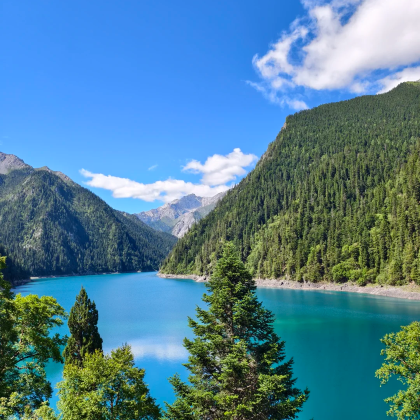 成都+九寨沟+黄龙风景名胜区+三星堆博物馆5日4晚自由行 成都+九寨沟+黄龙风景名胜区+三星堆博物馆5日4晚自由行