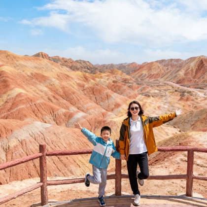 乌素特水上雅丹地质公园+青海湖景区+茶卡盐湖+敦煌+张掖8日7晚私家团 乌素特水上雅丹地质公园+青海湖景区+茶卡盐湖+敦煌+张掖8日7晚私家团