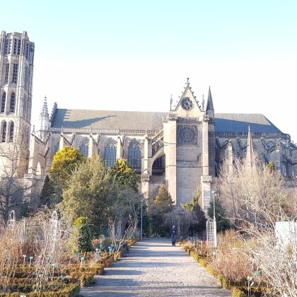 法国巴黎+图尔+利摩日+波尔多4日3晚私家团 法国巴黎+图尔+利摩日+波尔多4日3晚私家团