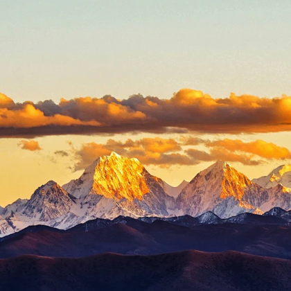 成都+四姑娘山景区+墨石公园景区+新都桥5日4晚跟团游 成都+四姑娘山景区+墨石公园景区+新都桥5日4晚跟团游