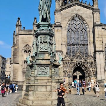 英国曼彻斯特+约克+温德米尔+利物浦+爱丁堡+格拉斯哥+斯特灵8日7晚拼小团 英国曼彻斯特+约克+温德米尔+利物浦+爱丁堡+格拉斯哥+斯特灵8日7晚拼小团