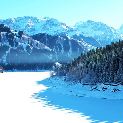 新疆北疆+乌鲁木齐+天山天池+赛里木湖4日3晚拼小团 新疆北疆+乌鲁木齐+天山天池+赛里木湖4日3晚拼小团