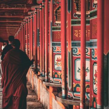 兰州+郎木寺镇+扎尕那+拉卜楞寺+安多合作寺院米拉日巴佛阁6日5晚跟团游 兰州+郎木寺镇+扎尕那+拉卜楞寺+安多合作寺院米拉日巴佛阁6日5晚跟团游