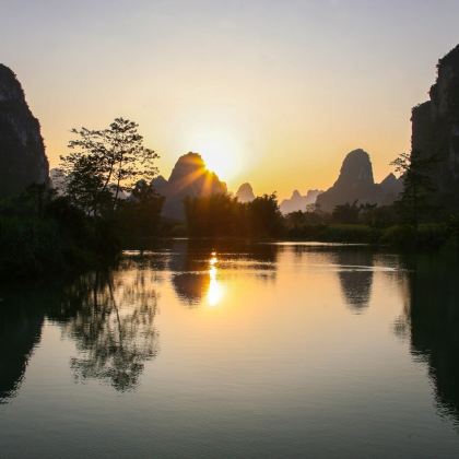 广西南宁+通灵峡谷+德天瀑布+涠洲岛+北海7日6晚跟团游 广西南宁+通灵峡谷+德天瀑布+涠洲岛+北海7日6晚跟团游