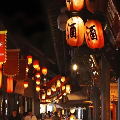 四川+空港花田+黄龙溪古镇+乐山大佛+张公桥美食街+峨眉山+碧峰峡景区+刘氏庄园博物馆7日5晚拼小团 四川+空港花田+黄龙溪古镇+乐山大佛+张公桥美食街+峨眉山+碧峰峡景区+刘氏庄园博物馆7日5晚拼小团