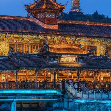 成都+青城山+都江堰+三星堆博物馆2日1晚私家团 成都+青城山+都江堰+三星堆博物馆2日1晚私家团