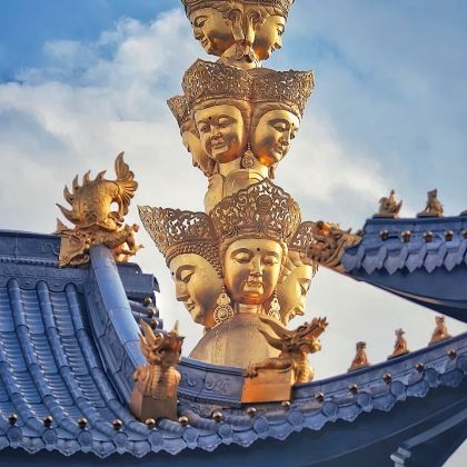 成都+九寨沟+黄龙风景名胜区+峨眉山+乐山大佛7日6晚私家团 成都+九寨沟+黄龙风景名胜区+峨眉山+乐山大佛7日6晚私家团