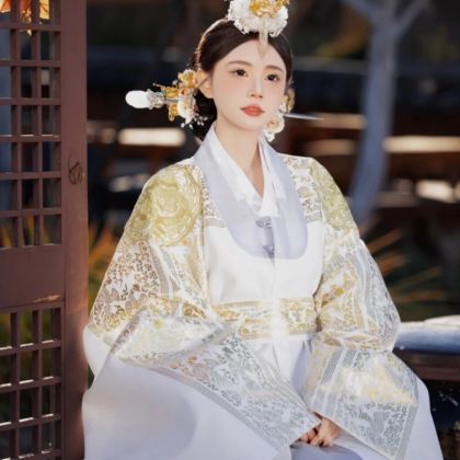 哈尔滨+亚布力滑雪旅游度假区+延吉+长白山7日6晚私家团 哈尔滨+亚布力滑雪旅游度假区+延吉+长白山7日6晚私家团