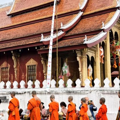 老挝万象+万荣+琅勃拉邦6日5晚私家团 老挝万象+万荣+琅勃拉邦6日5晚私家团