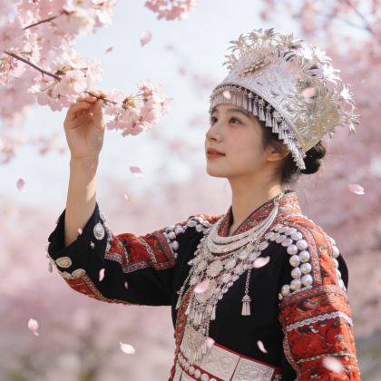 贵州贵阳+黄果树景区+荔波+西江千户苗寨+镇远+梵净山6日5晚跟团游 贵州贵阳+黄果树景区+荔波+西江千户苗寨+镇远+梵净山6日5晚跟团游