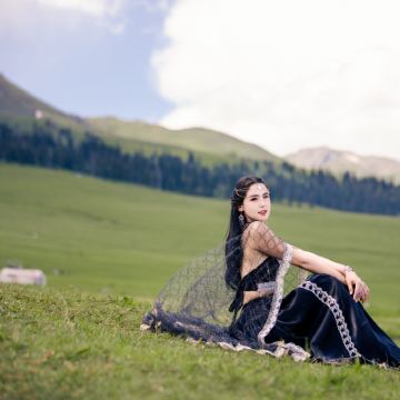 新疆乌鲁木齐+北疆+喀纳斯景区+伊犁+赛里木湖9日8晚跟团游 新疆乌鲁木齐+北疆+喀纳斯景区+伊犁+赛里木湖9日8晚跟团游