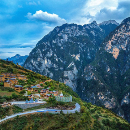 丽江+香格里拉+梅里雪山5日4晚拼小团 丽江+香格里拉+梅里雪山5日4晚拼小团