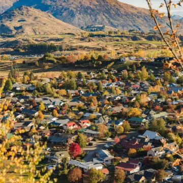 新西兰奥克兰+基督城+奥玛鲁+达尼丁+布拉夫小镇+蒂阿瑙湖+米尔福德峡湾+皇后镇+瓦纳卡+特卡波湖+因佛卡吉尔20日18晚拼小团 新西兰奥克兰+基督城+奥玛鲁+达尼丁+布拉夫小镇+蒂阿瑙湖+米尔福德峡湾+皇后镇+瓦纳卡+特卡波湖+因佛卡吉尔20日18晚拼小团