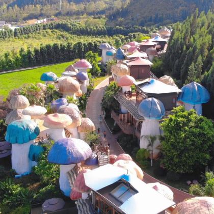 户外活动·多彩贵州6日亲子营丨住一房难求的蘑菇野奢酒店,观大国重器的平塘天眼,看亚洲Di一的黄果树瀑布,游世外桃源的万峰林+万峰湖+马岭河峡谷,循徐霞客的足迹,探喀斯特地质地貌,臻享清净舒适的亲子游学之旅 户外活动·多彩贵州6日亲子营丨住一房难求的蘑菇野奢酒店,观大国重器的平塘天眼,看亚洲Di一的黄果树瀑布,游世外桃源的万峰林+万峰湖+马岭河峡谷,循徐霞客的足迹,探喀斯特地质地貌,臻享清净舒适的亲子游学之旅