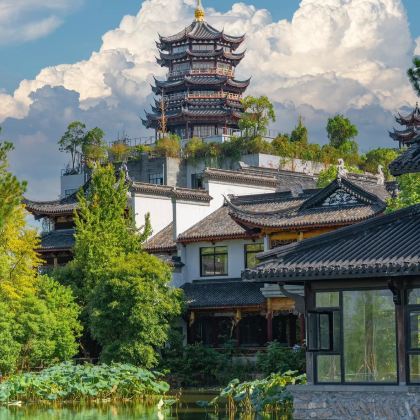 衢州+江郎山风景名胜区+廿八都古镇+根宫佛国文化旅游区+龙游石窟+衢州孔氏南宗家庙3日2晚私家团 衢州+江郎山风景名胜区+廿八都古镇+根宫佛国文化旅游区+龙游石窟+衢州孔氏南宗家庙3日2晚私家团