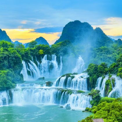 广西南宁+崇左+靖西+巴马+德天跨国瀑布景区+明仕田园5日4晚拼小团 广西南宁+崇左+靖西+巴马+德天跨国瀑布景区+明仕田园5日4晚拼小团