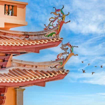 泉州+泉州开元寺+清源山+崇武古城风景区+洛伽寺+晋江五店市+蟳埔村+南少林寺5日4晚私家团 泉州+泉州开元寺+清源山+崇武古城风景区+洛伽寺+晋江五店市+蟳埔村+南少林寺5日4晚私家团