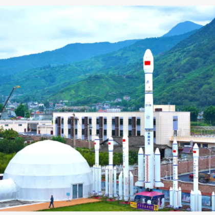 主题营地·四川火箭6天5晚亲子营+三星堆+蜀风雅韵川剧+都江堰中华大熊猫苑+都江堰水利工程+生态西昌+西昌卫星发射中心+专家讲座+火箭观礼 主题营地·四川火箭6天5晚亲子营+三星堆+蜀风雅韵川剧+都江堰中华大熊猫苑+都江堰水利工程+生态西昌+西昌卫星发射中心+专家讲座+火箭观礼